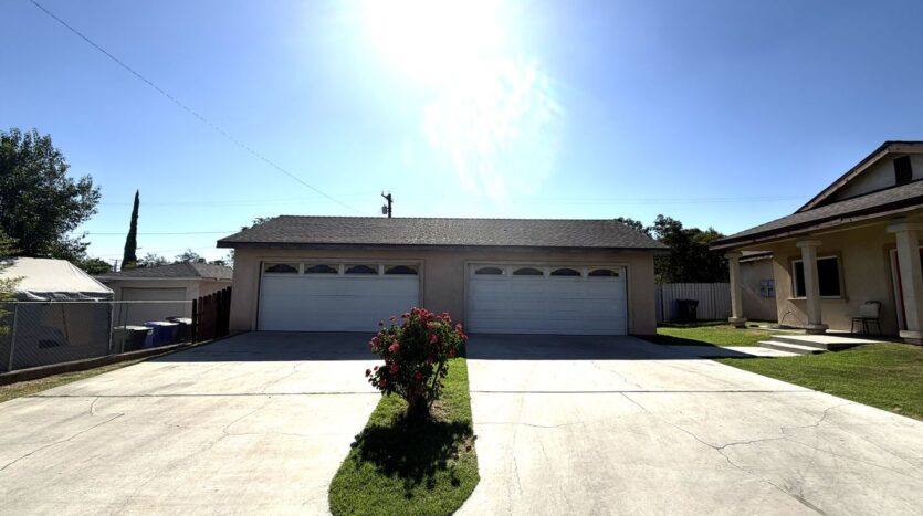 RV T 7216 Yates St Unit A - San Bernardino - California - 5 bed, 2 bath rental property