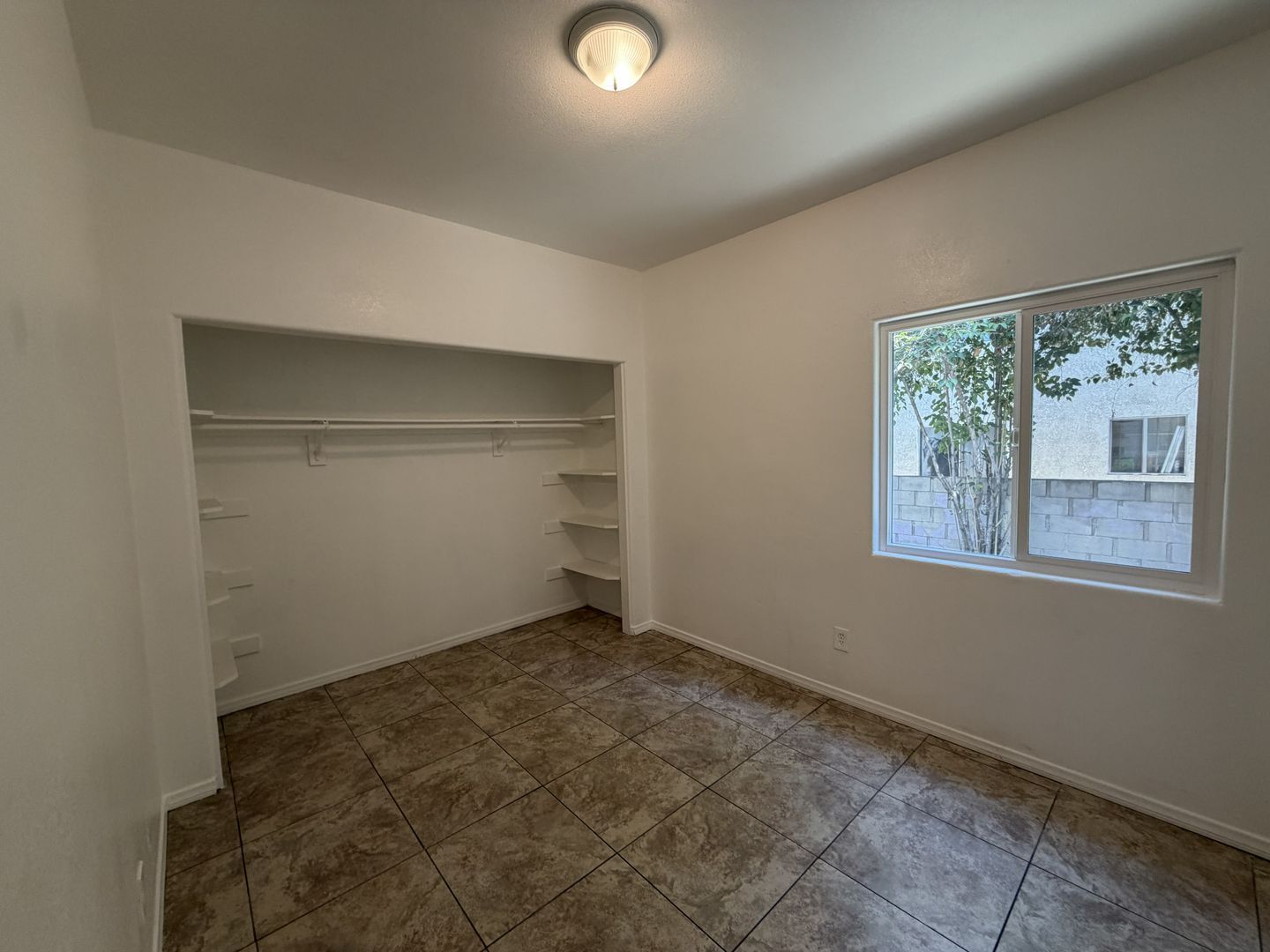 RV T 7216 Yates St Unit A - San Bernardino - California - 5 bed, 2 bath rental property