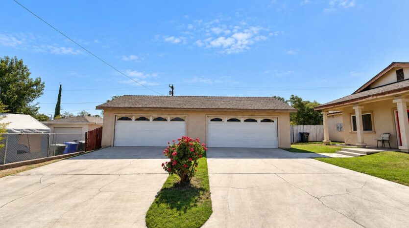 RV T 7216 Yates St Unit A - San Bernardino - California - 5 bed, 2 bath rental property
