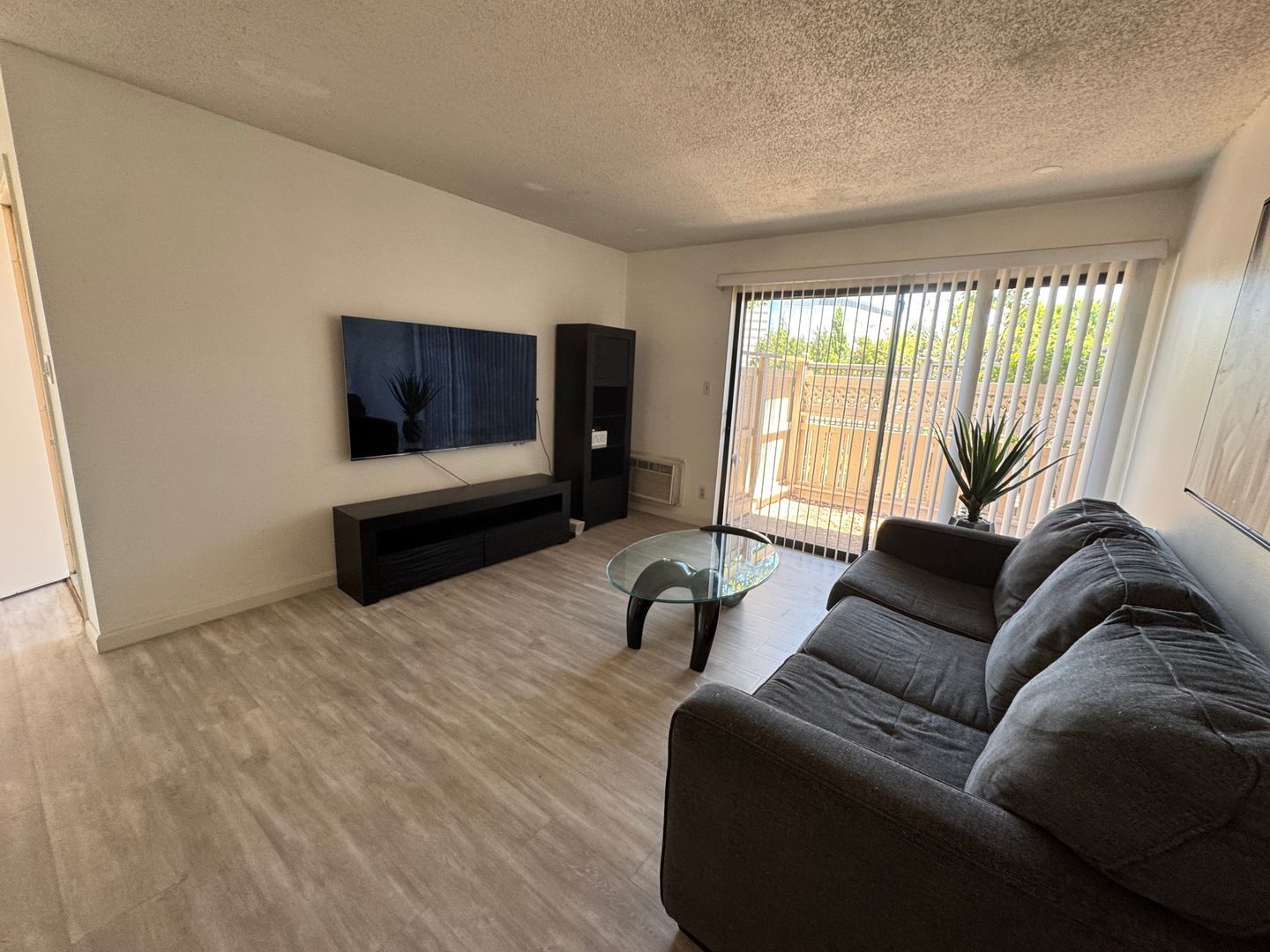 100 Kinross Dr Unit 9 - Walnut Creek - California - 1 bed, 1 bath rental property