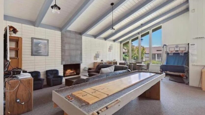 100 Kinross Dr Unit 9 - Walnut Creek - California - 1 bed, 1 bath rental property