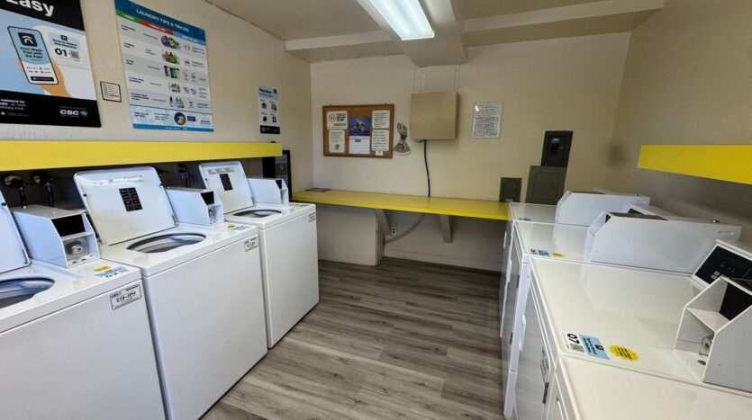 100 Kinross Dr Unit 9 - Walnut Creek - California - 1 bed, 1 bath rental property