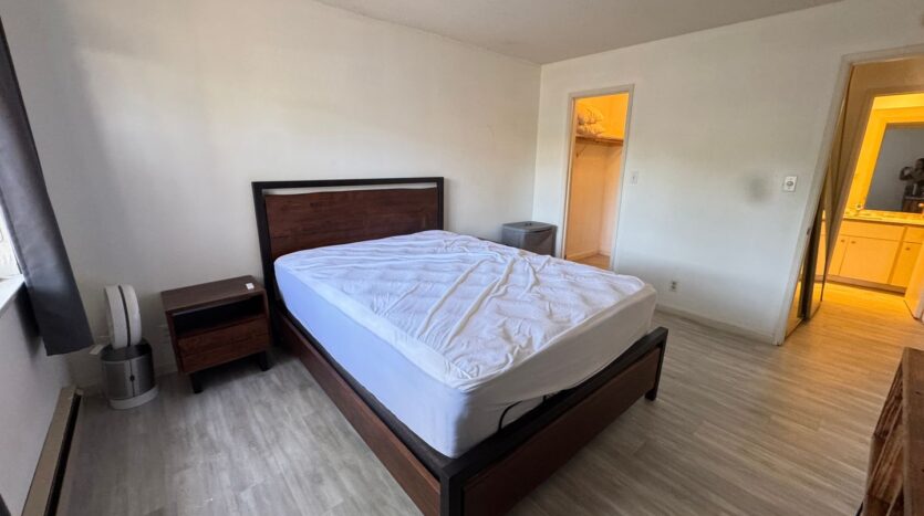 100 Kinross Dr Unit 9 - Walnut Creek - California - 1 bed, 1 bath rental property