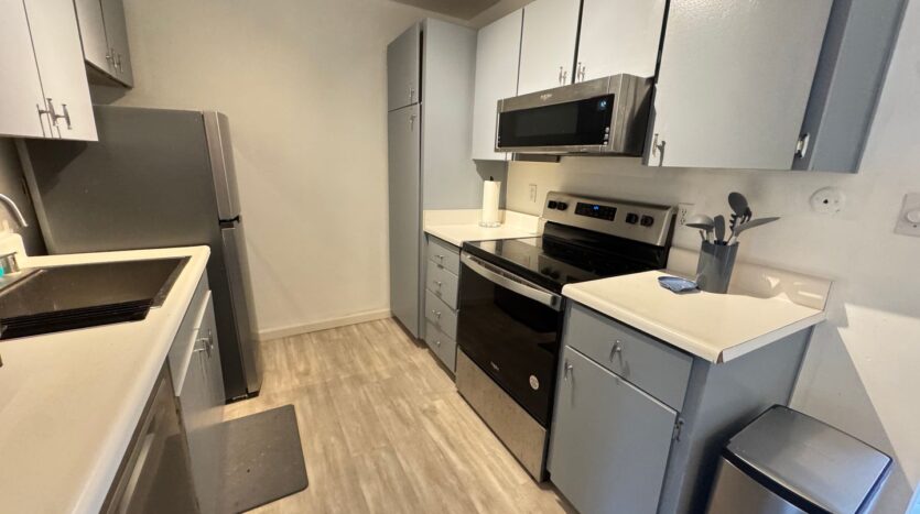 100 Kinross Dr Unit 9 - Walnut Creek - California - 1 bed, 1 bath rental property