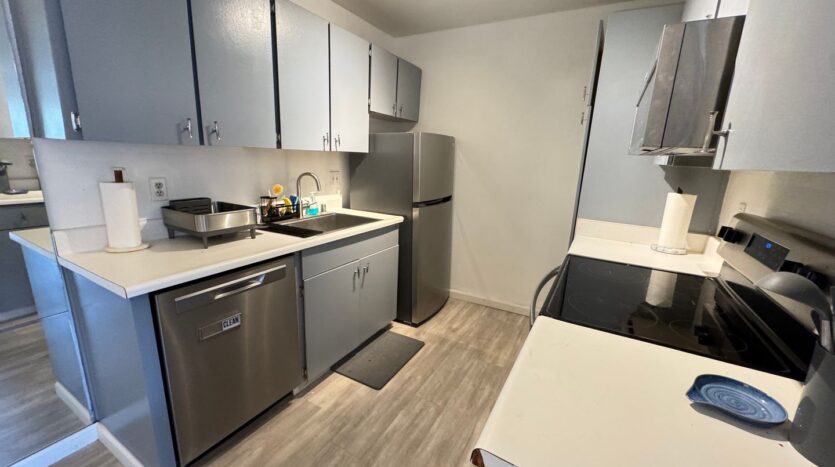 100 Kinross Dr Unit 9 - Walnut Creek - California - 1 bed, 1 bath rental property