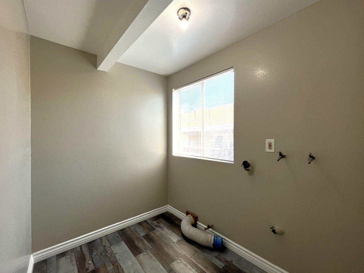 1063-1067 S. Park Ave - Pomona - California - 4 bed, 2 bath rental property