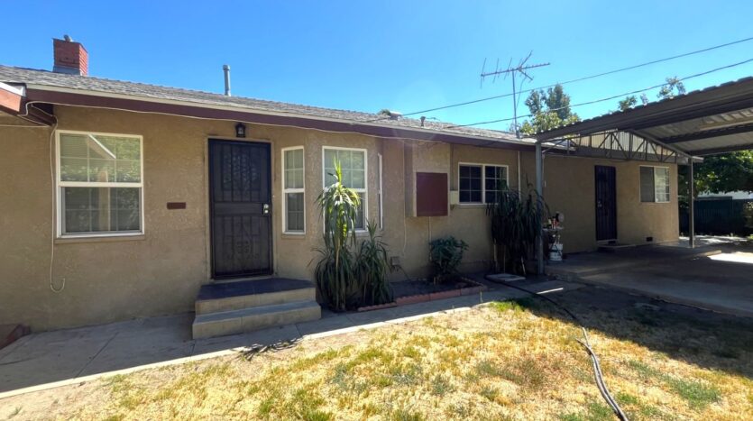 1063-1067 S. Park Ave - Pomona - California - 4 bed, 2 bath rental property