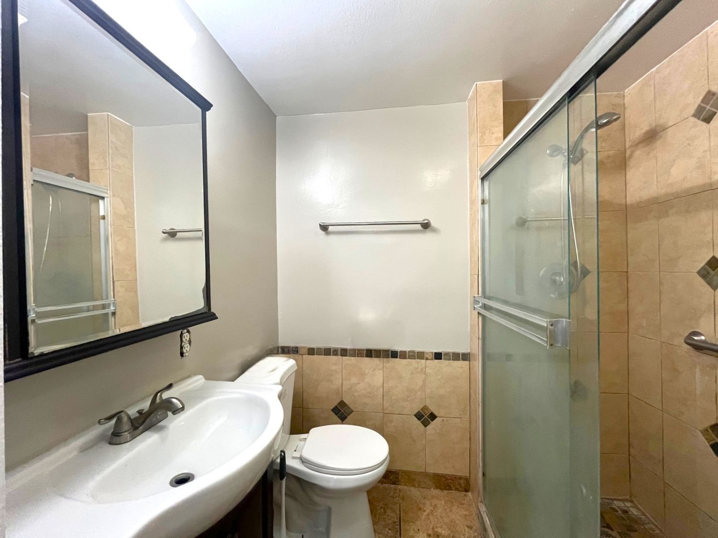 1063-1067 S. Park Ave - Pomona - California - 4 bed, 2 bath rental property