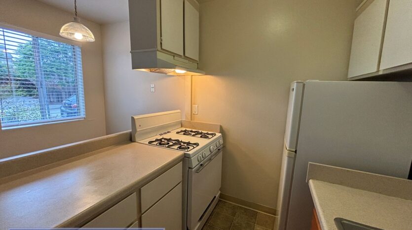 110 Kaye Street  Unit 11 - Santa Cruz - California - 1 bath rental property