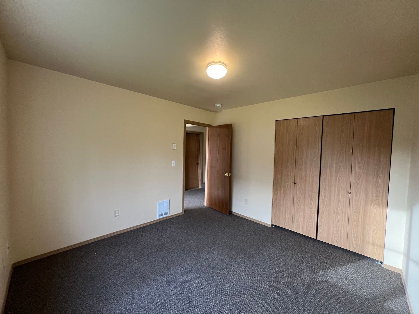 1123 Humboldt St - Bellingham - Washington - 4 bed, 2 bath rental property