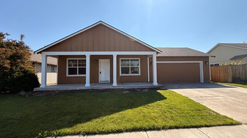 1126 SW 33rd Street - Redmond - Oregon - 4 bed, 2 bath rental property