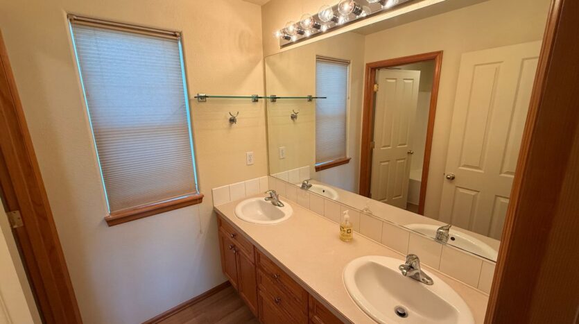 1126 SW 33rd Street - Redmond - Oregon - 4 bed, 2 bath rental property