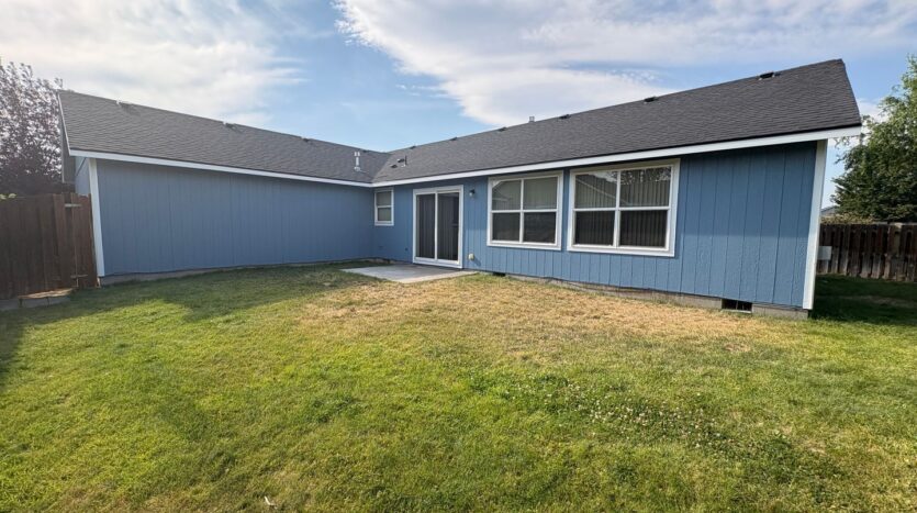 1126 SW 33rd Street - Redmond - Oregon - 4 bed, 2 bath rental property