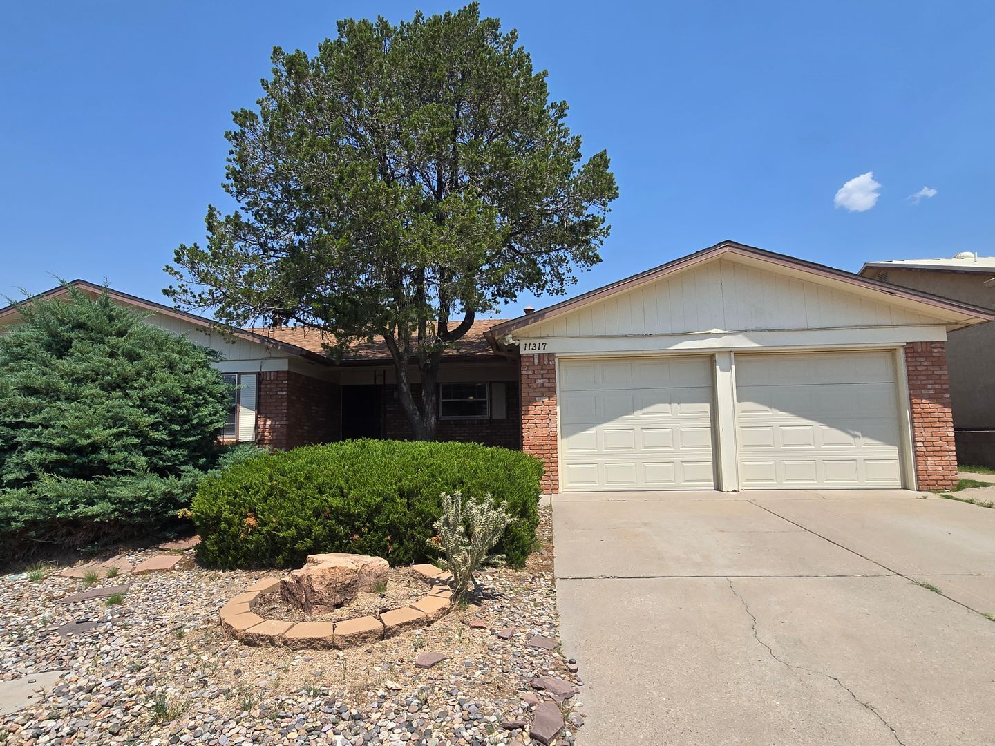 11317 Baja Dr. NE - Albuquerque - New Mexico - 3 bed, 2 bath rental property