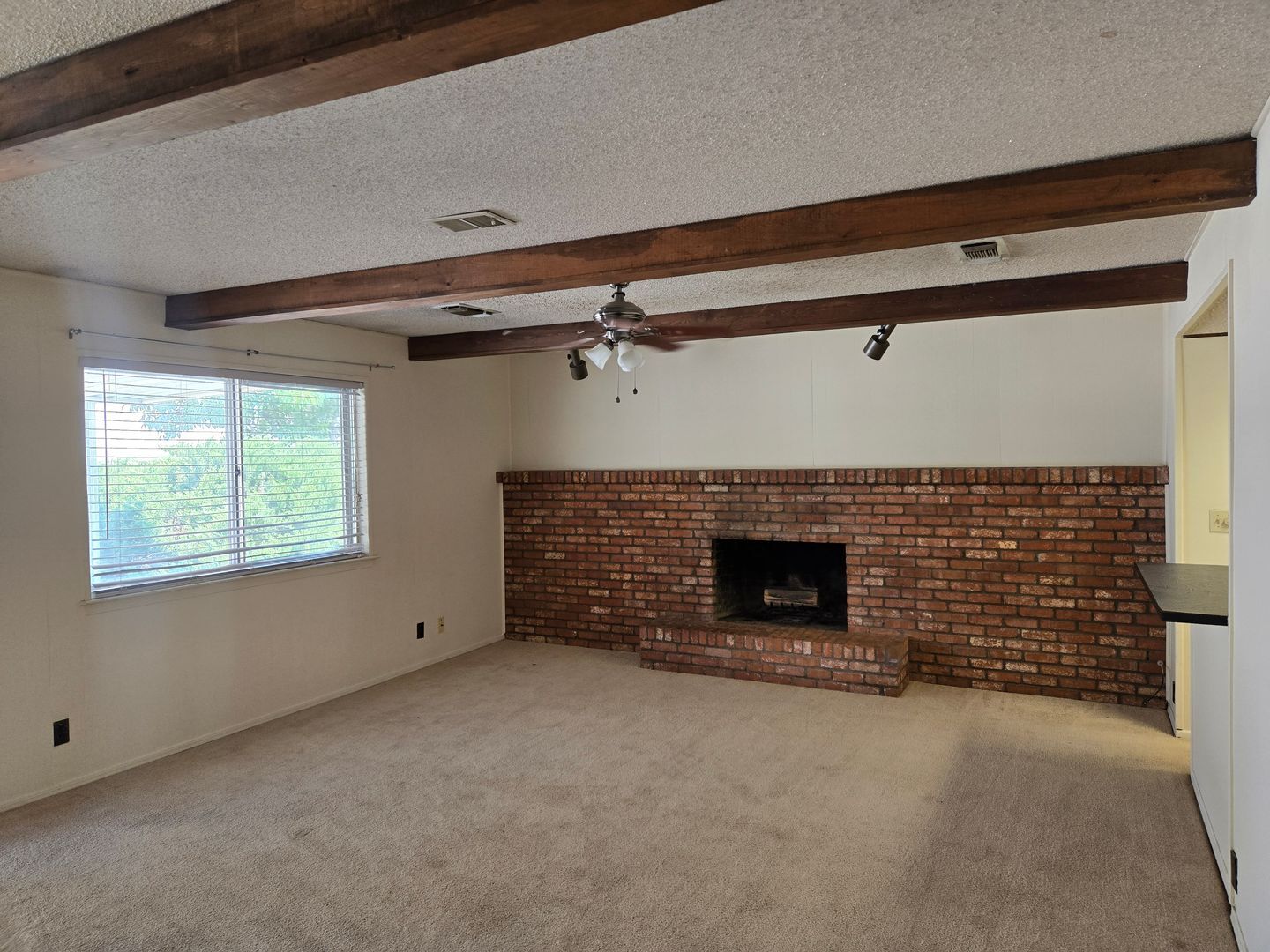 11317 Baja Dr. NE - Albuquerque - New Mexico - 3 bed, 2 bath rental property