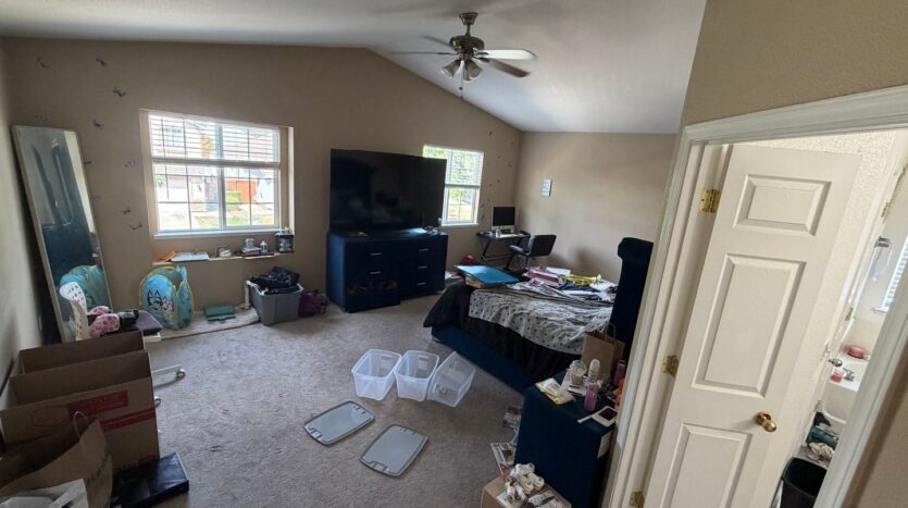 12 Jackdaw Ct  - Sacramento - California - 5 bed, 2.5 bath rental property