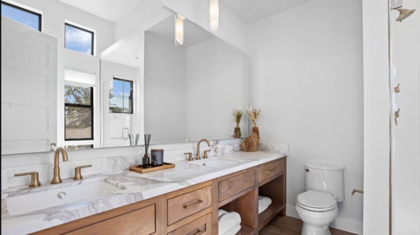 12464 Washington Pl Unit A - Los Angeles - California - 3 bed, 2.5 bath rental property