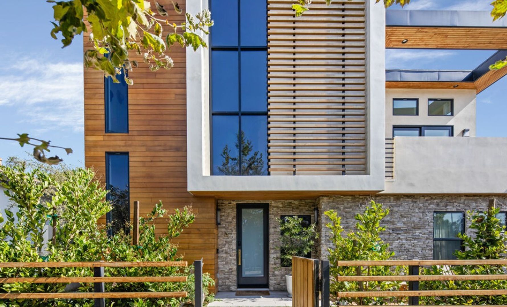 12464 Washington Pl Unit A - Los Angeles - California - 3 bed, 2.5 bath rental property