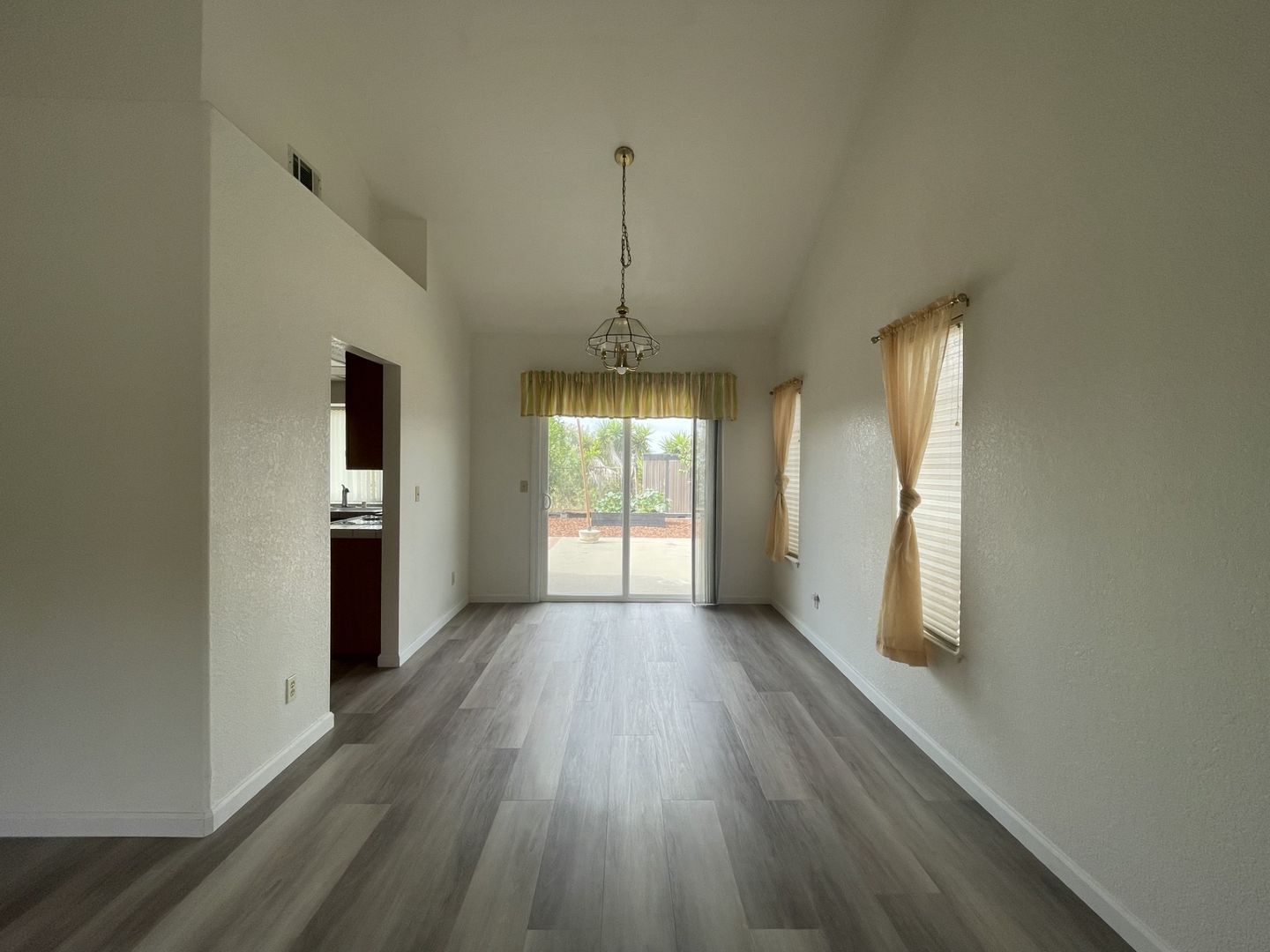 125 Ramsgate Way  - Vallejo - California - 3 bed, 2.5 bath rental property