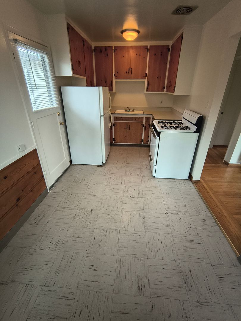 1250 141st Avenue - San Leandro - California - 1 bed, 1 bath rental property