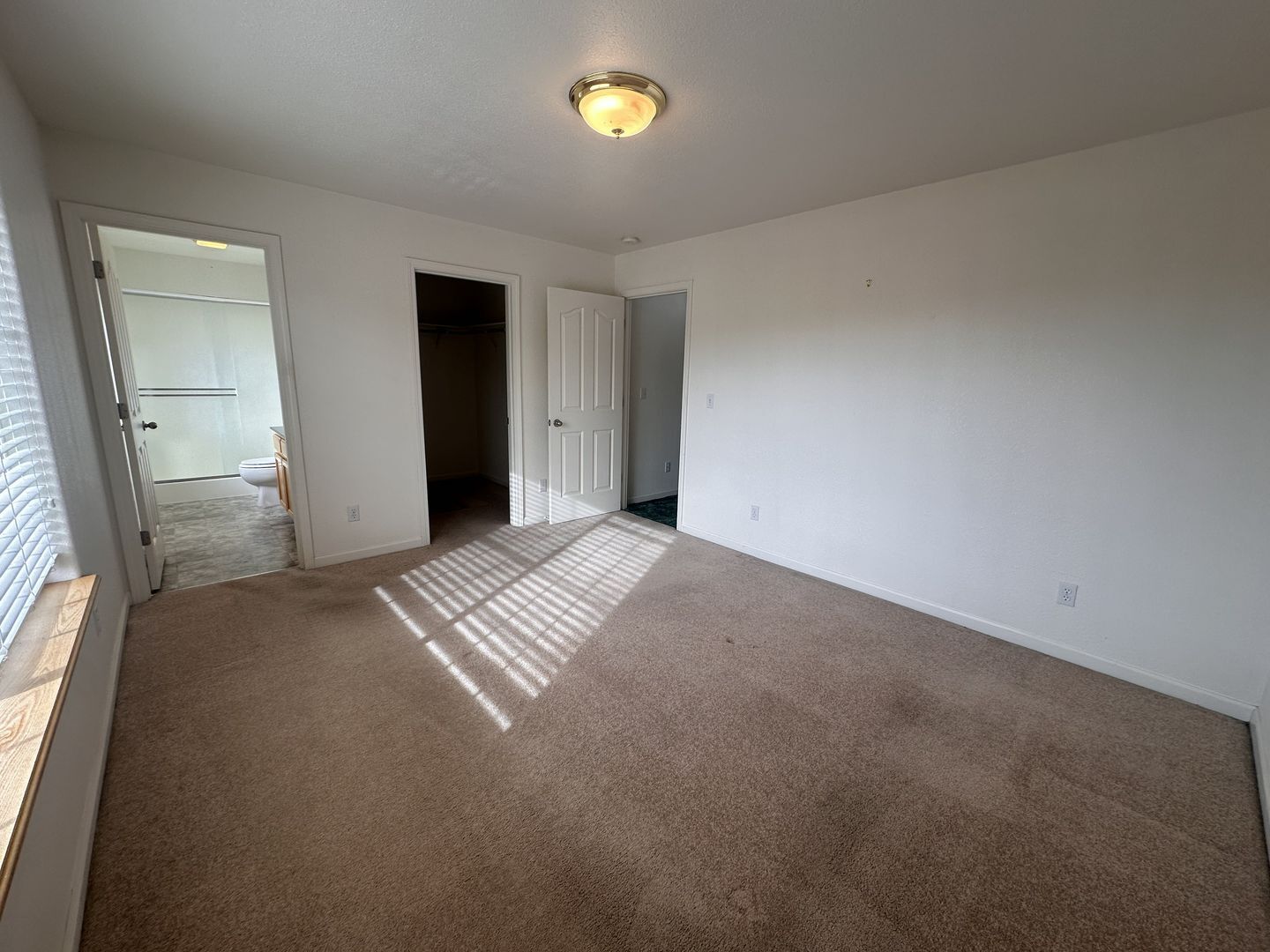 1250 Shadow Moutain DR  - Susanville - California - 3 bed, 2 bath rental property