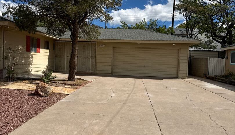 13410 Mountain View Ave NE  - Albuquerque - New Mexico - 3 bed, 2 bath rental property