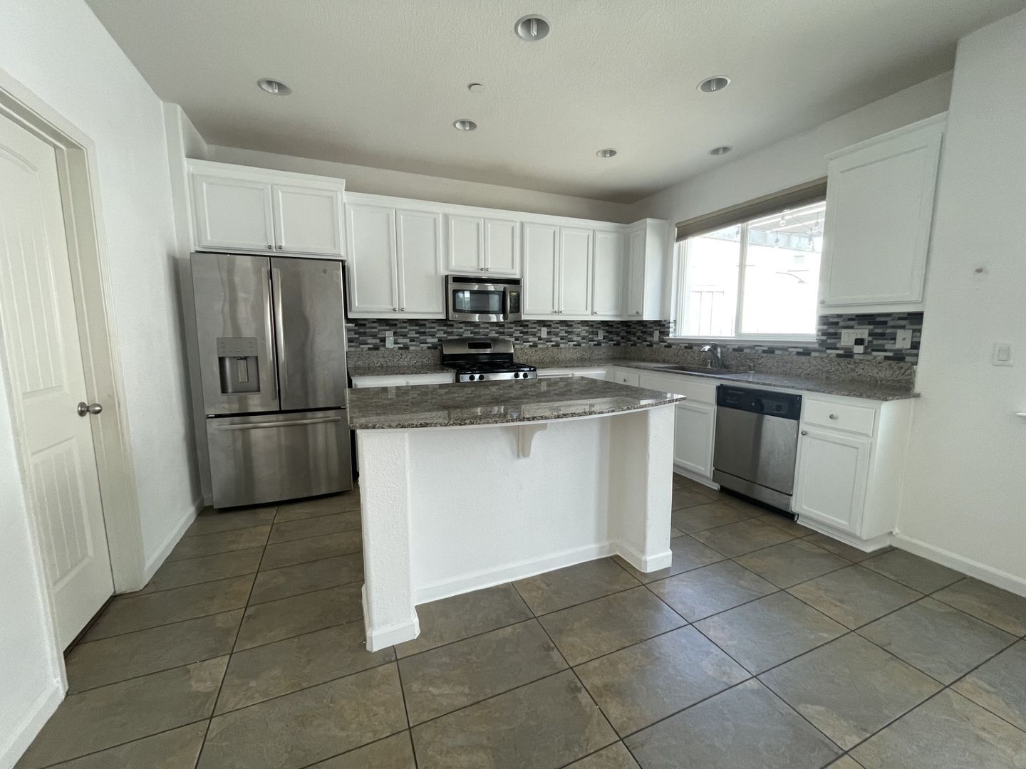 1348 Encore Drive - Fairfield - California - 5 bed, 3 bath rental property