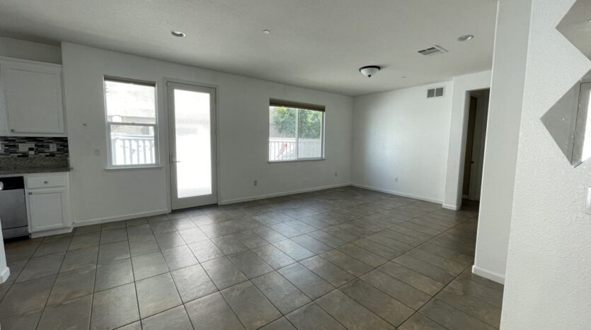 1348 Encore Drive - Fairfield - California - 5 bed, 3 bath rental property