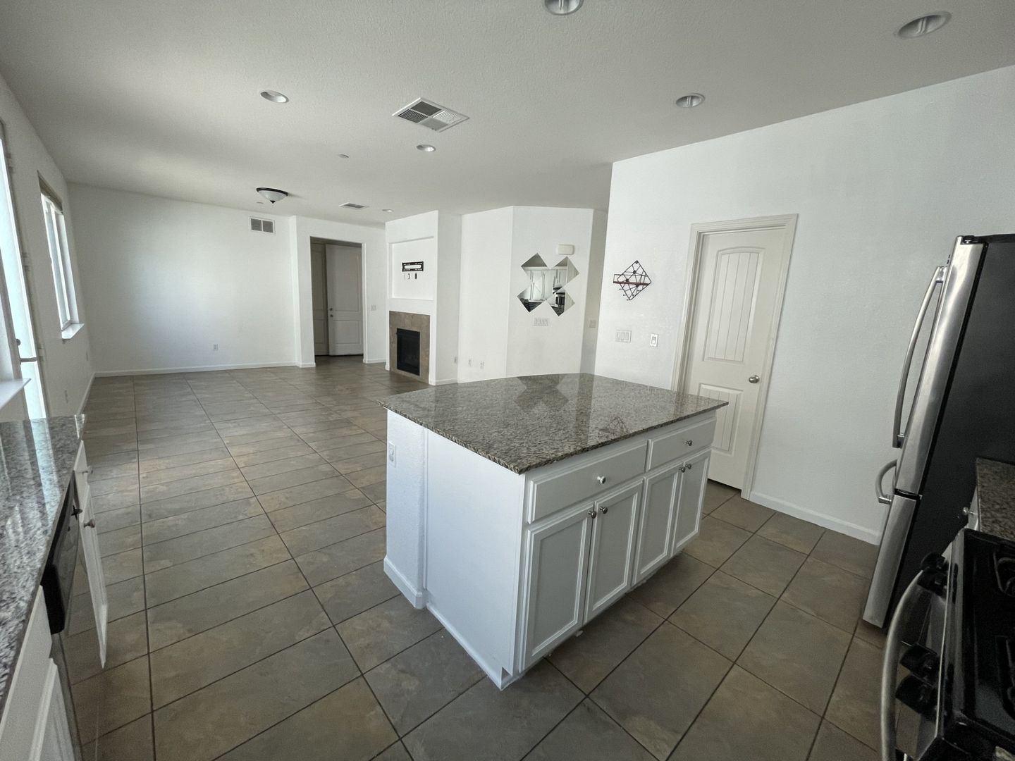 1348 Encore Drive - Fairfield - California - 5 bed, 3 bath rental property