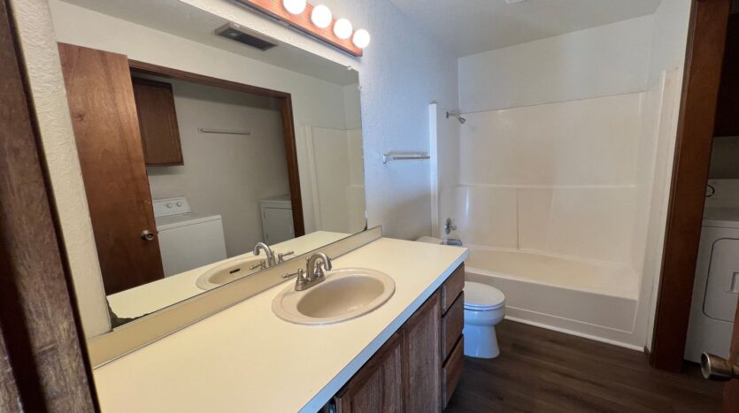 1411 G St. #B - Bellingham - Washington - 2 bed, 1 bath rental property