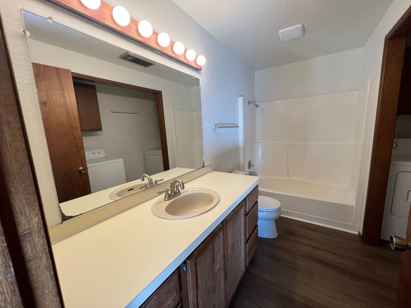 1411 G St. #B - Bellingham - Washington - 2 bed, 1 bath rental property