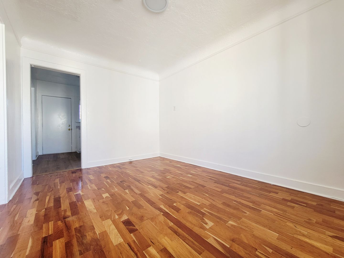 14422 - 14428 1/2 Haynes St. - Los Angeles - California - 2 bed, 1 bath rental property