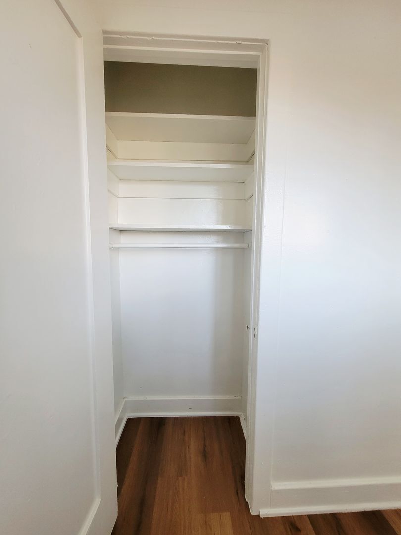 14422 - 14428 1/2 Haynes St. - Los Angeles - California - 2 bed, 1 bath rental property