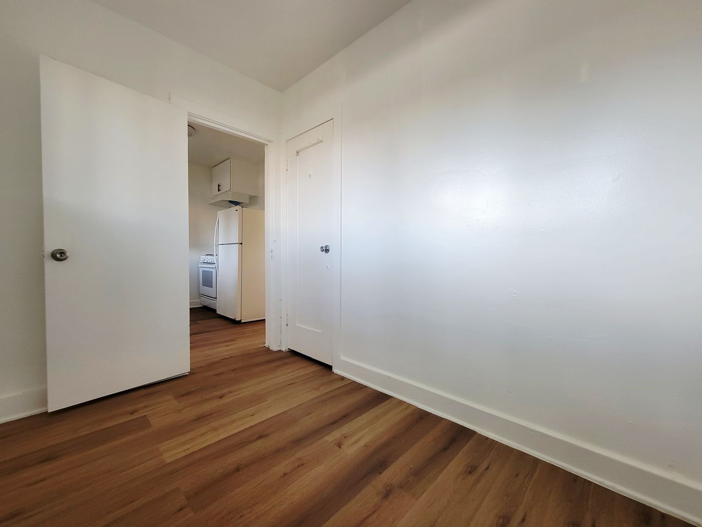 14422 - 14428 1/2 Haynes St. - Los Angeles - California - 2 bed, 1 bath rental property
