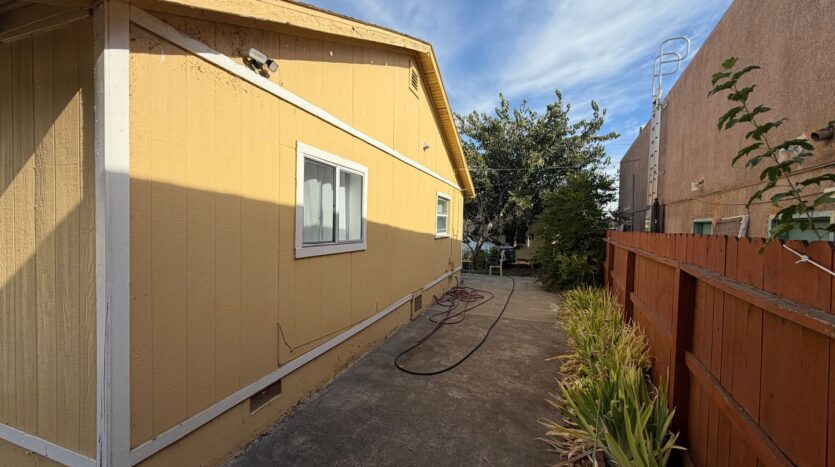 1528 Los Robles - Sacramento - California - 5 bed, 4 bath rental property