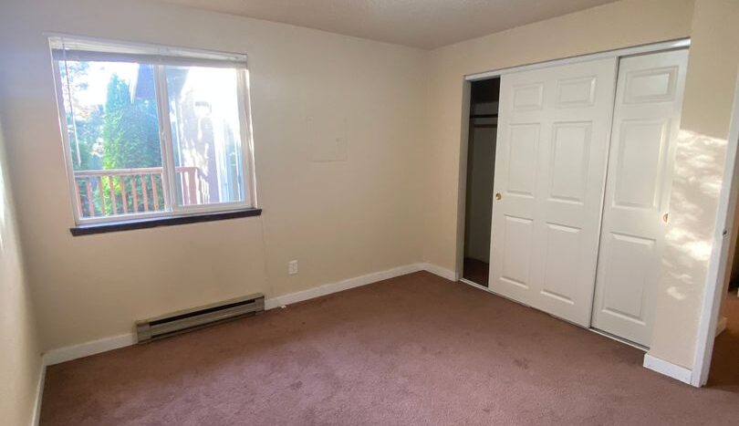 1530 Franklin St. #3 - Bellingham - Washington - 2 bed, 1 bath rental property