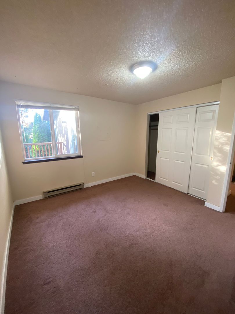 1530 Franklin St. #3 - Bellingham - Washington - 2 bed, 1 bath rental property