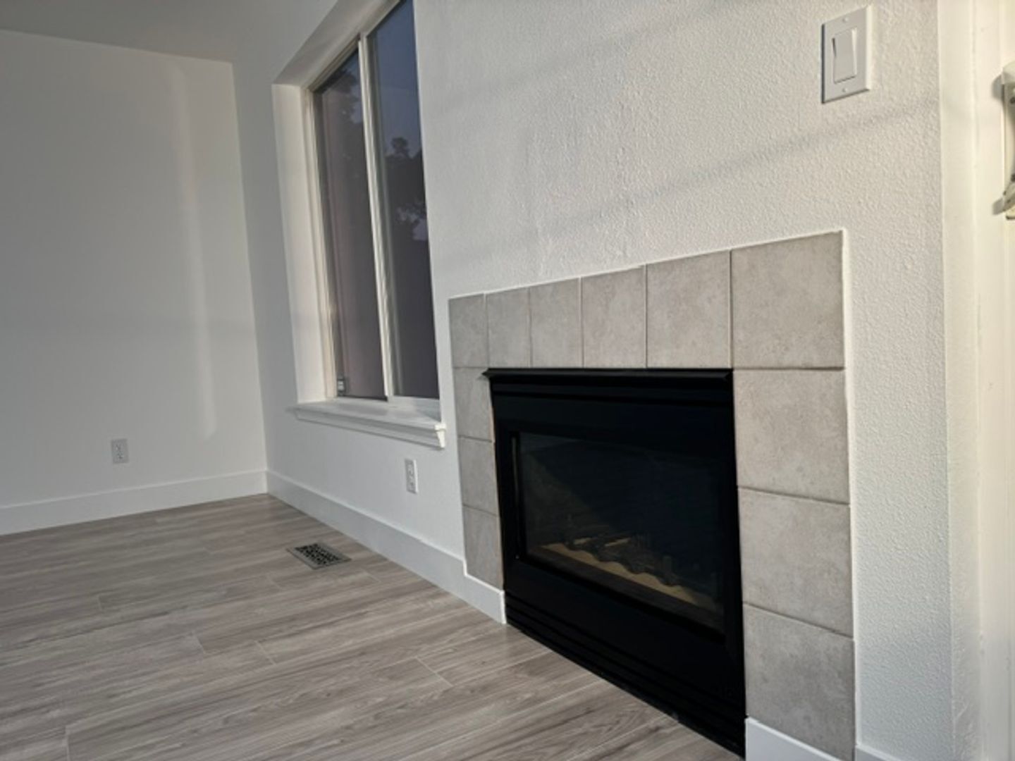 15965 SW Roth Dr.  - Beaverton - Oregon - 3 bed, 3 bath rental property