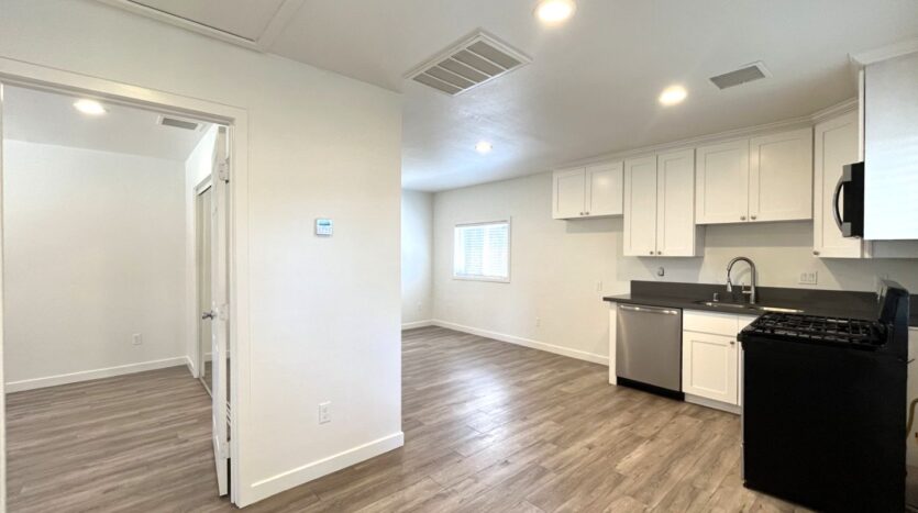 1629 Kendall Drive - San Bernardino - California - 1 bed, 1 bath rental property