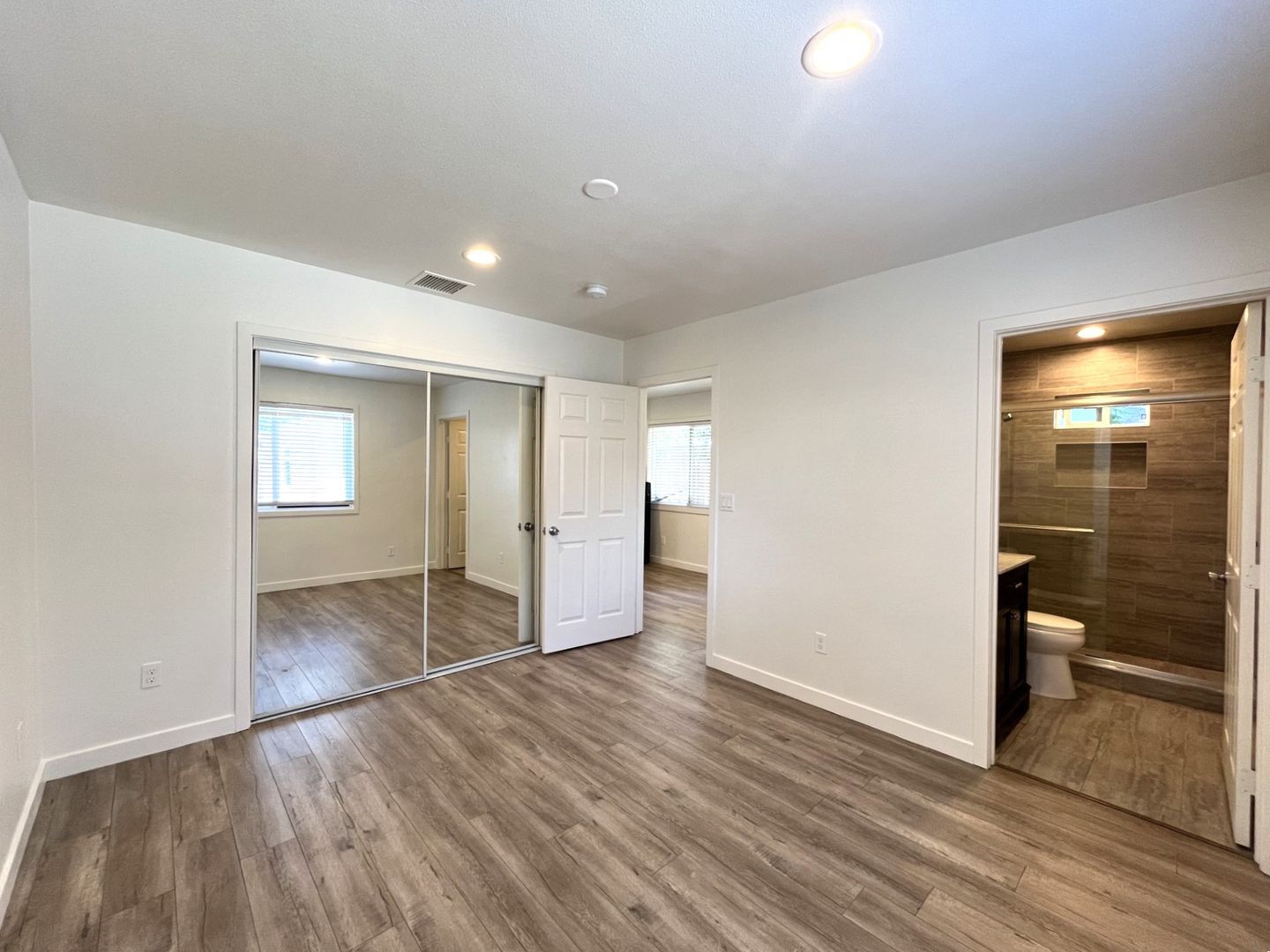 1629 Kendall Drive - San Bernardino - California - 1 bed, 1 bath rental property