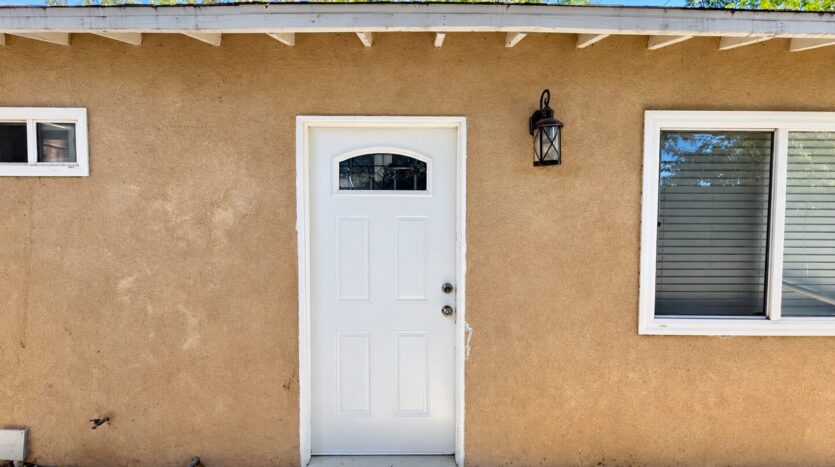 1629 Kendall Drive - San Bernardino - California - 1 bed, 1 bath rental property