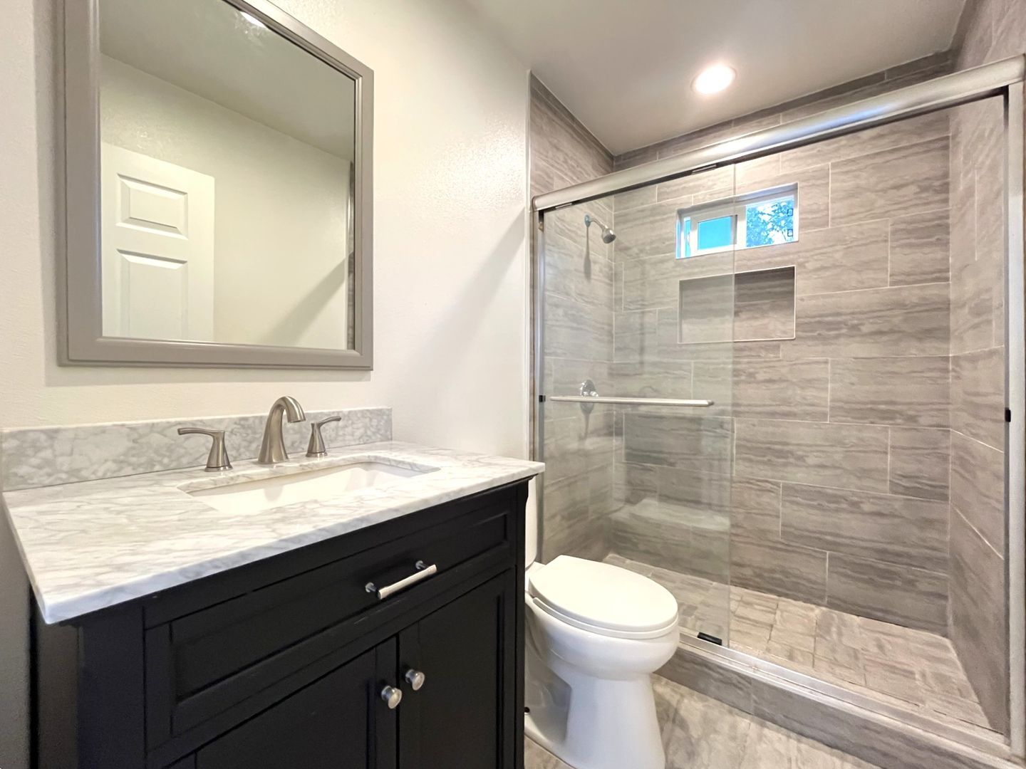 1629 Kendall Drive - San Bernardino - California - 1 bed, 1 bath rental property