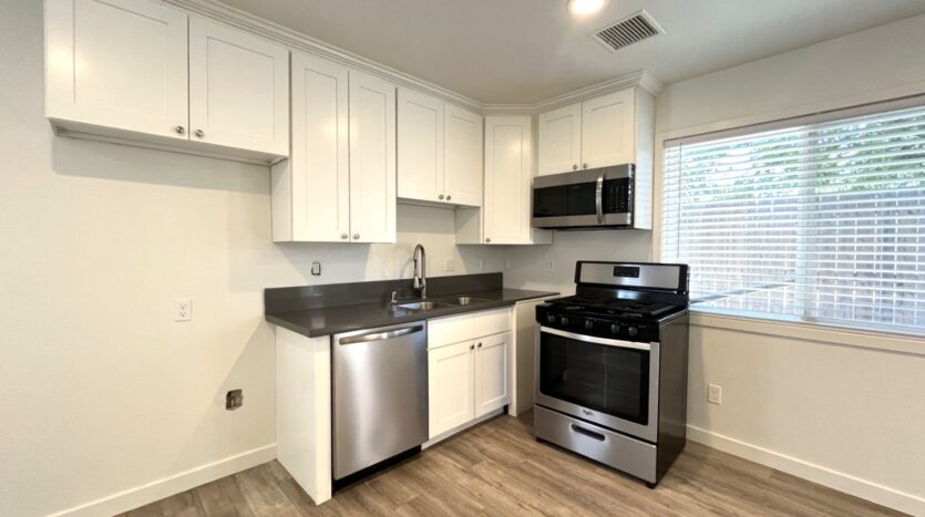 1629 Kendall Drive - San Bernardino - California - 1 bed, 1 bath rental property