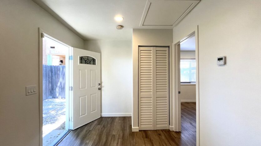 1629 Kendall Drive - San Bernardino - California - 1 bed, 1 bath rental property