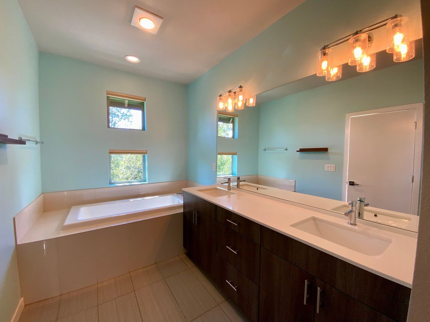 16329 Main View Ln NE - Duvall - Washington - 4 bed, 3.5 bath rental property