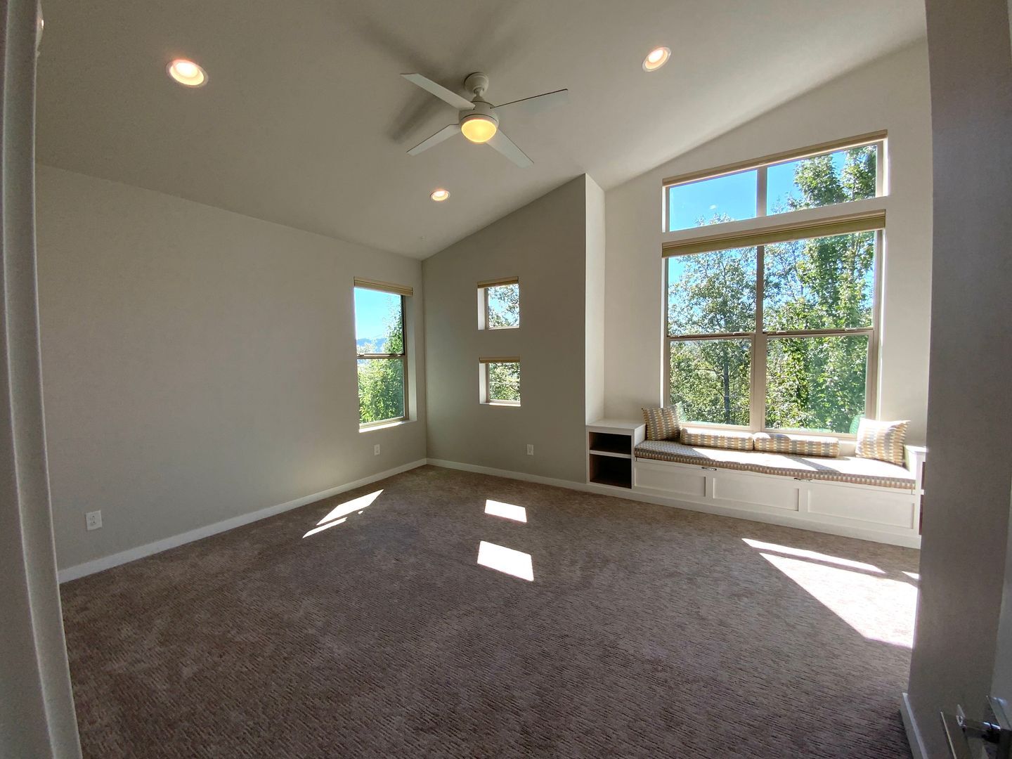 16329 Main View Ln NE - Duvall - Washington - 4 bed, 3.5 bath rental property