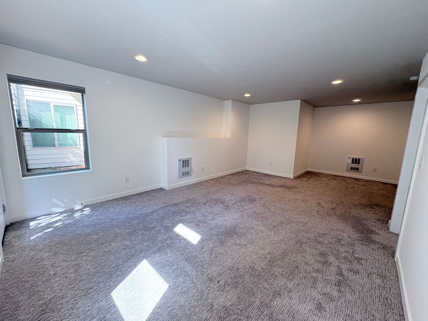 16329 Main View Ln NE - Duvall - Washington - 4 bed, 3.5 bath rental property