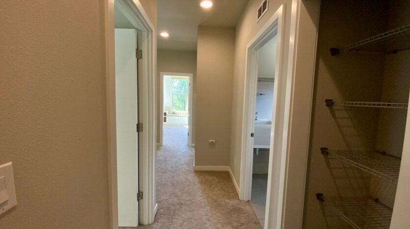 16329 Main View Ln NE - Duvall - Washington - 4 bed, 3.5 bath rental property