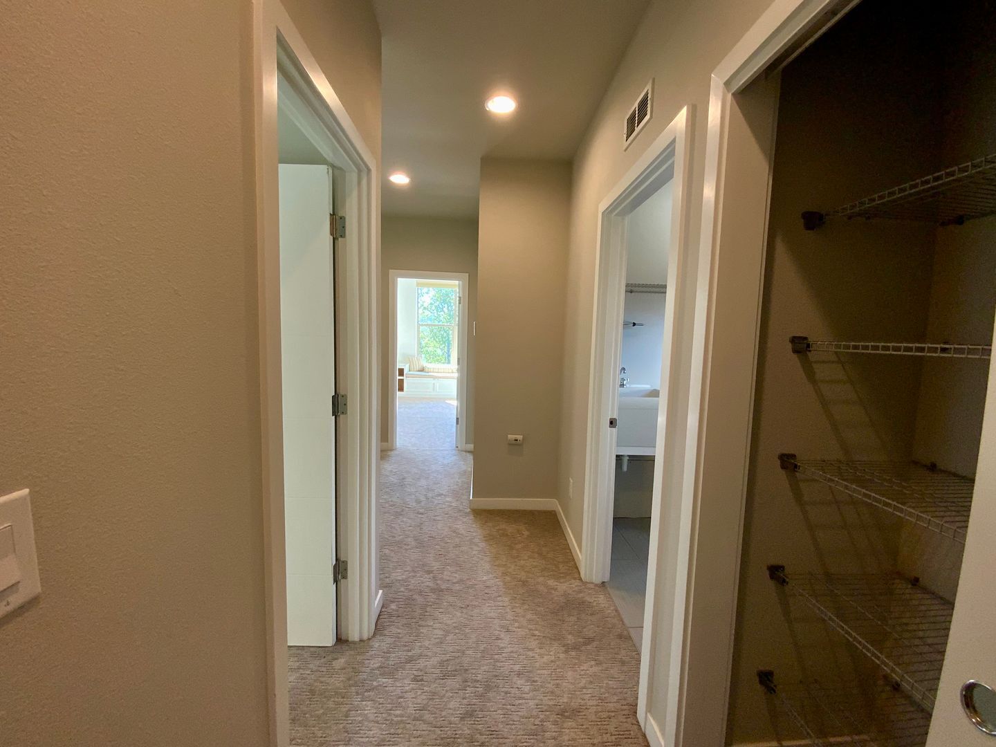 16329 Main View Ln NE - Duvall - Washington - 4 bed, 3.5 bath rental property