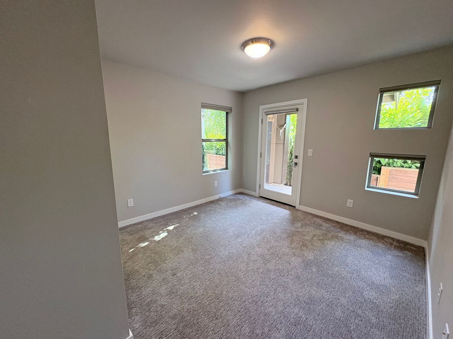16329 Main View Ln NE - Duvall - Washington - 4 bed, 3.5 bath rental property